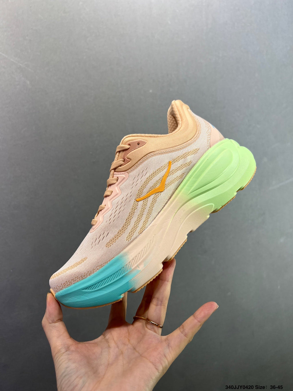 HOKA ONE ONE Bondi 9