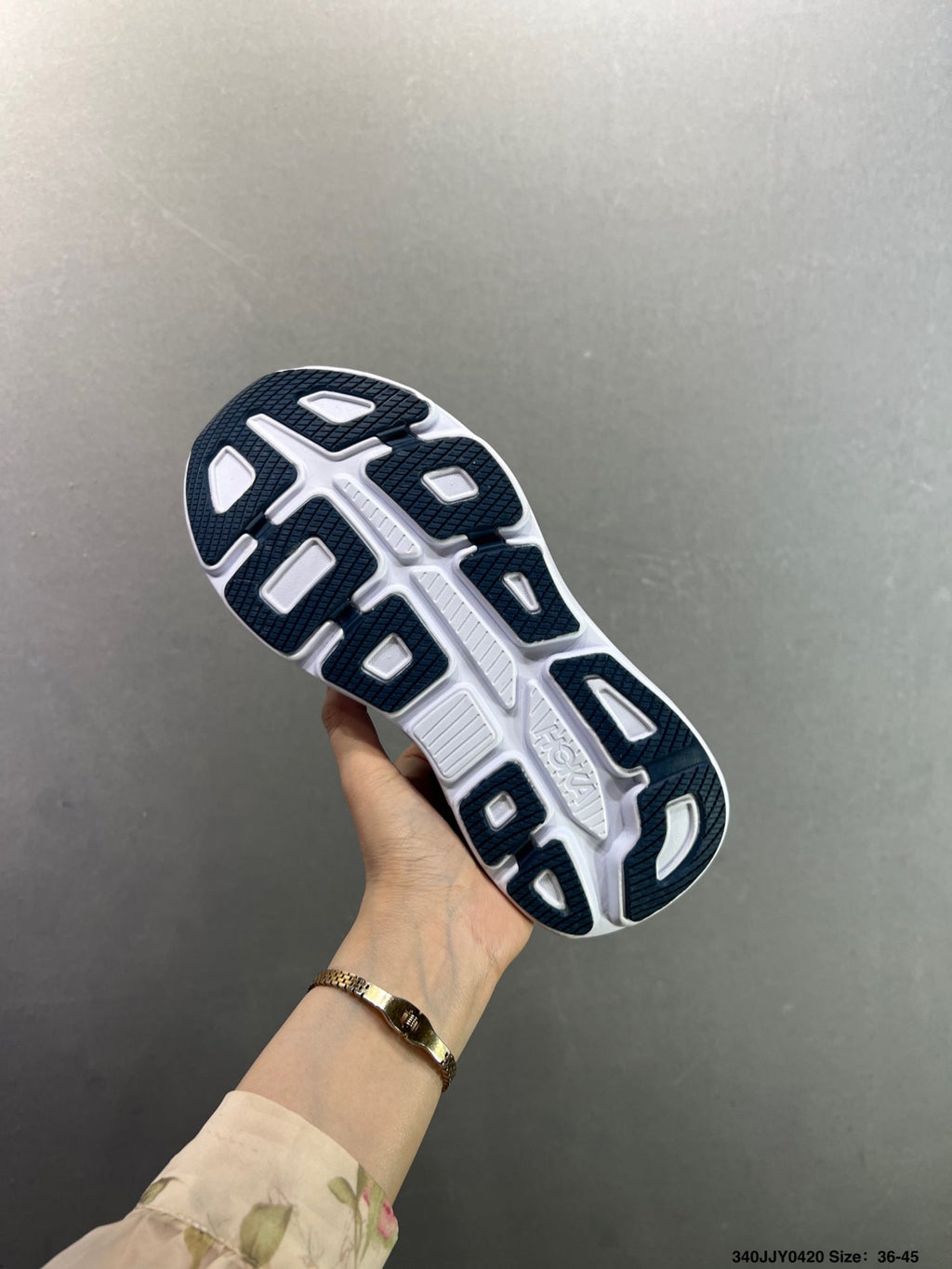 HOKA ONE ONE Bondi 9