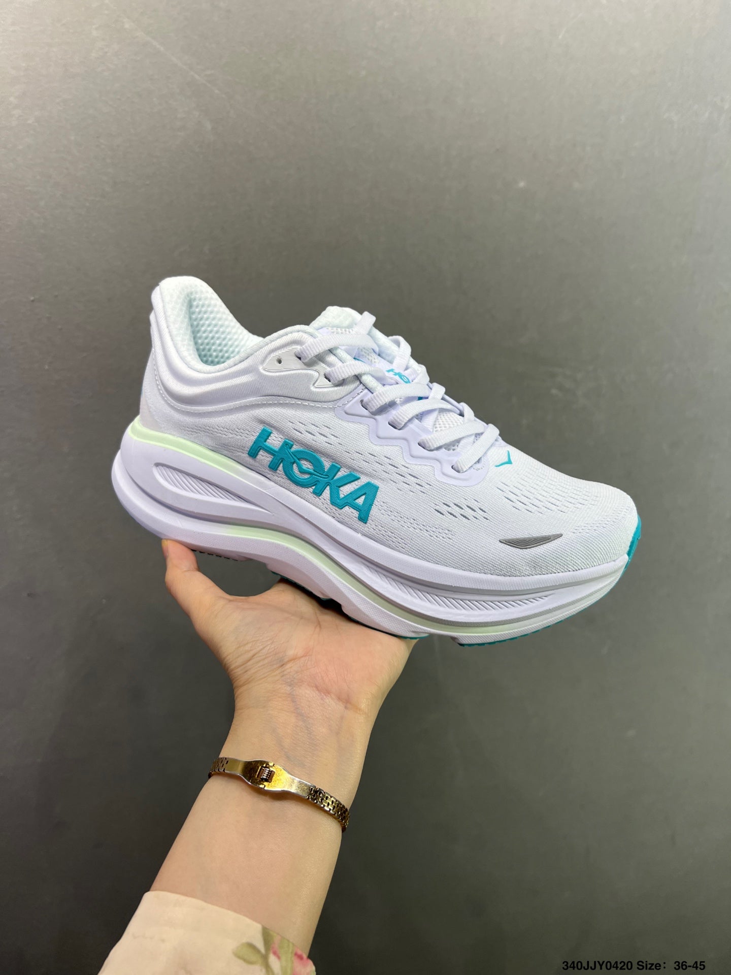 HOKA ONE ONE Bondi 9