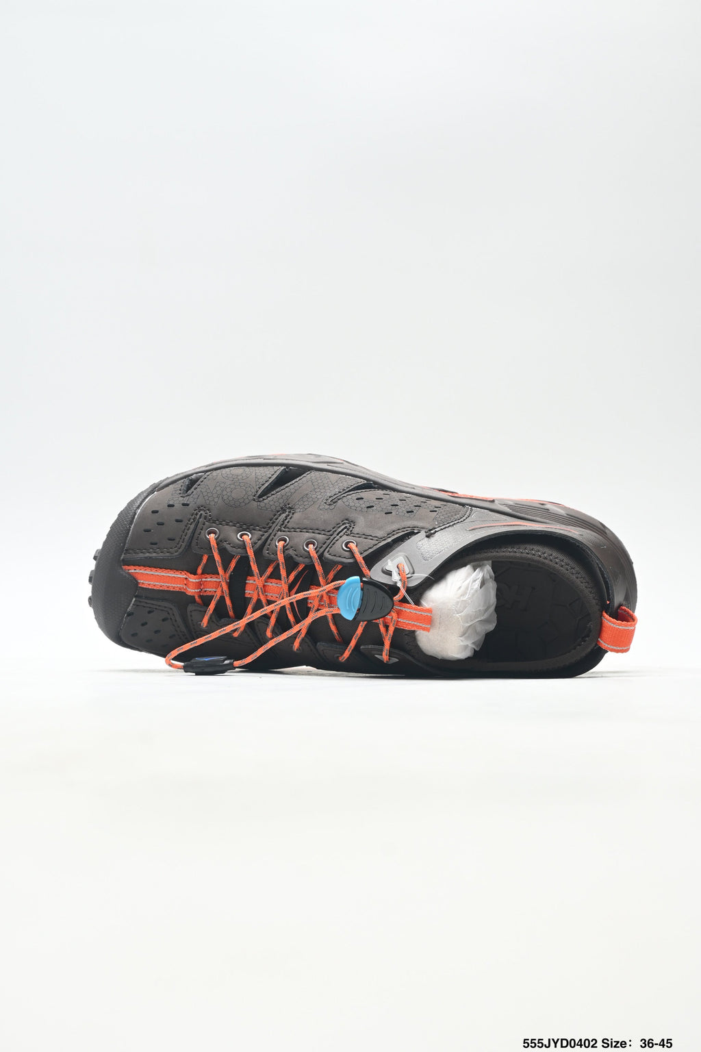 HOKA ONE ONE VIBRAM TOR TRAFA
