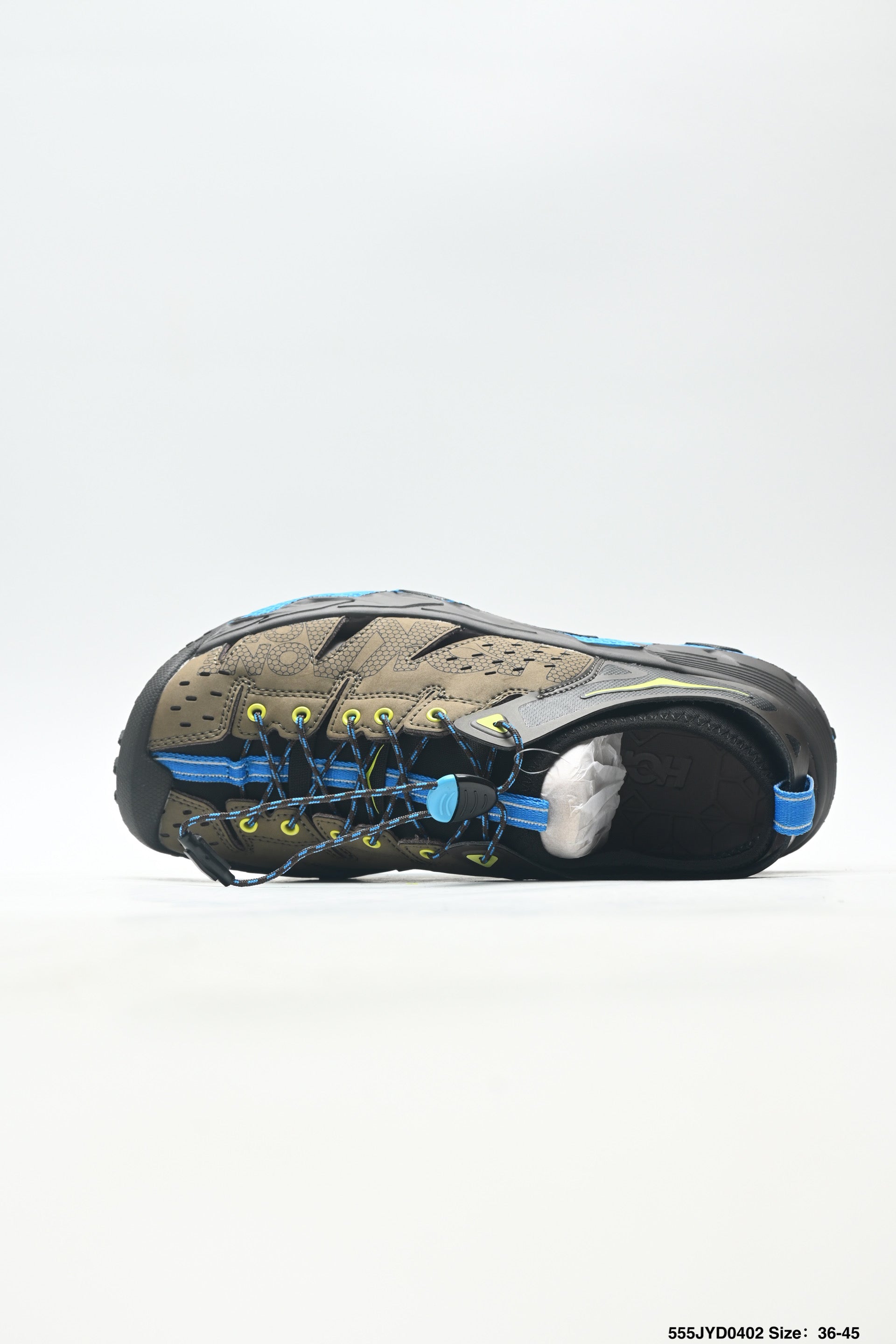 HOKA ONE ONE VIBRAM TOR TRAFA