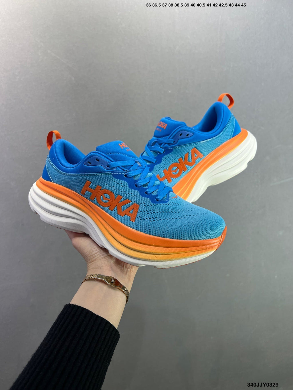 HOKA W BONDI 8