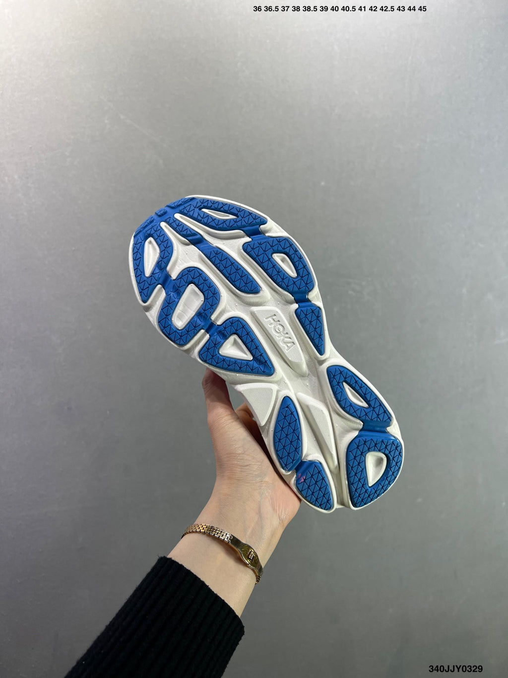 HOKA W BONDI 8