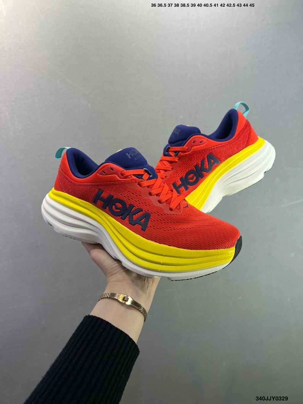 HOKA W BONDI 8