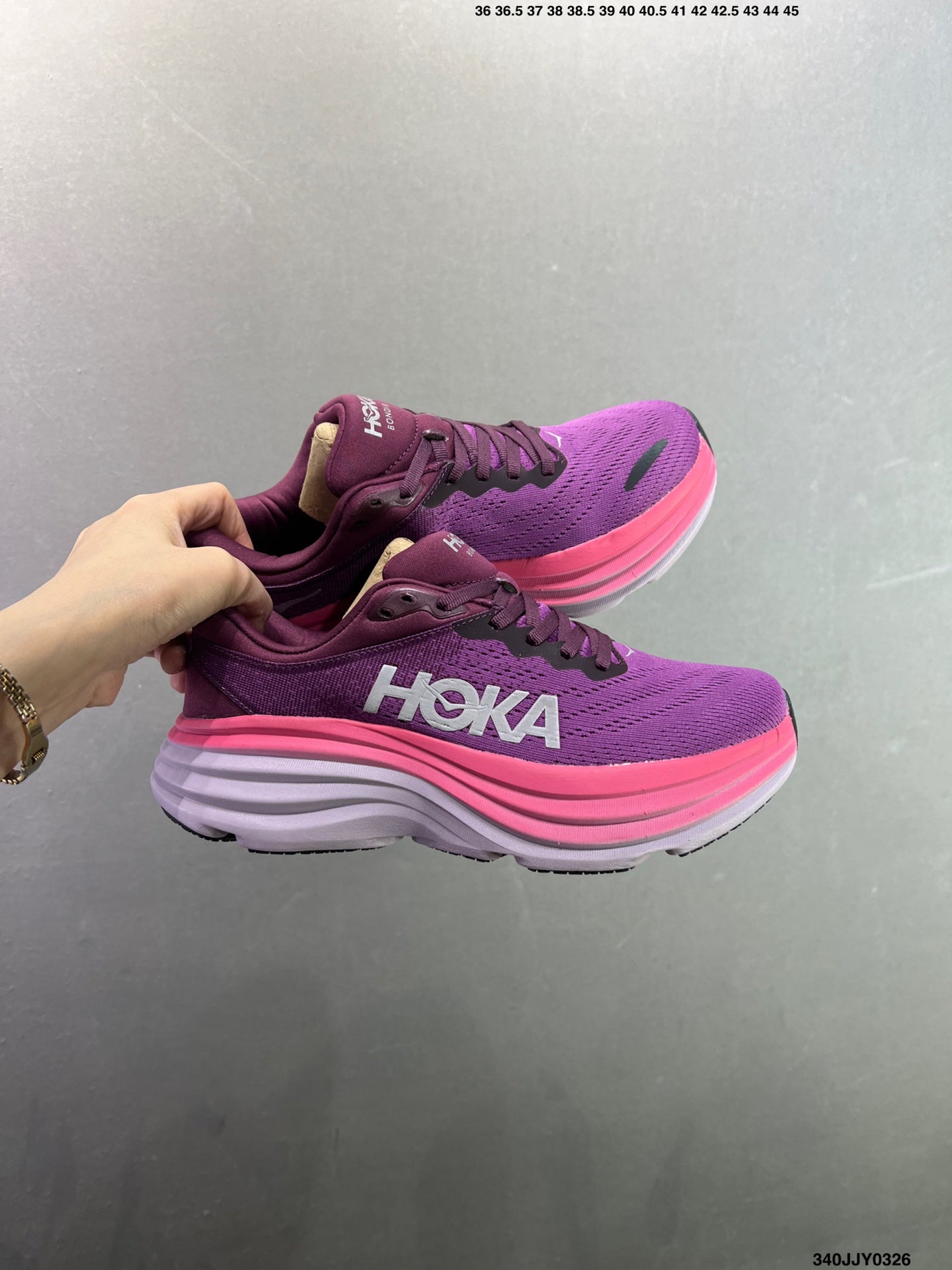 HOKA ONE ONE Bondi 8