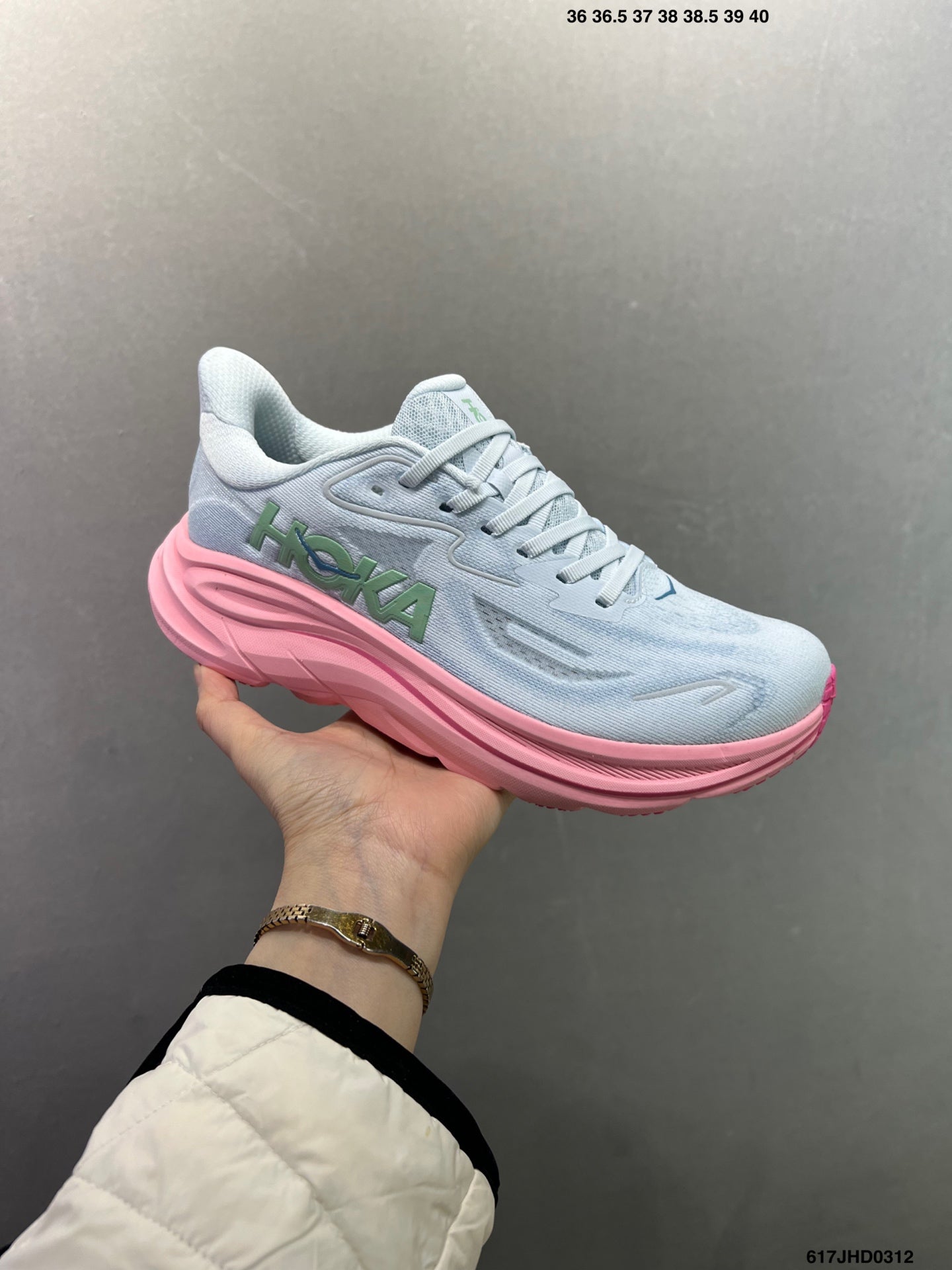 HOKA M CLIFTON 10