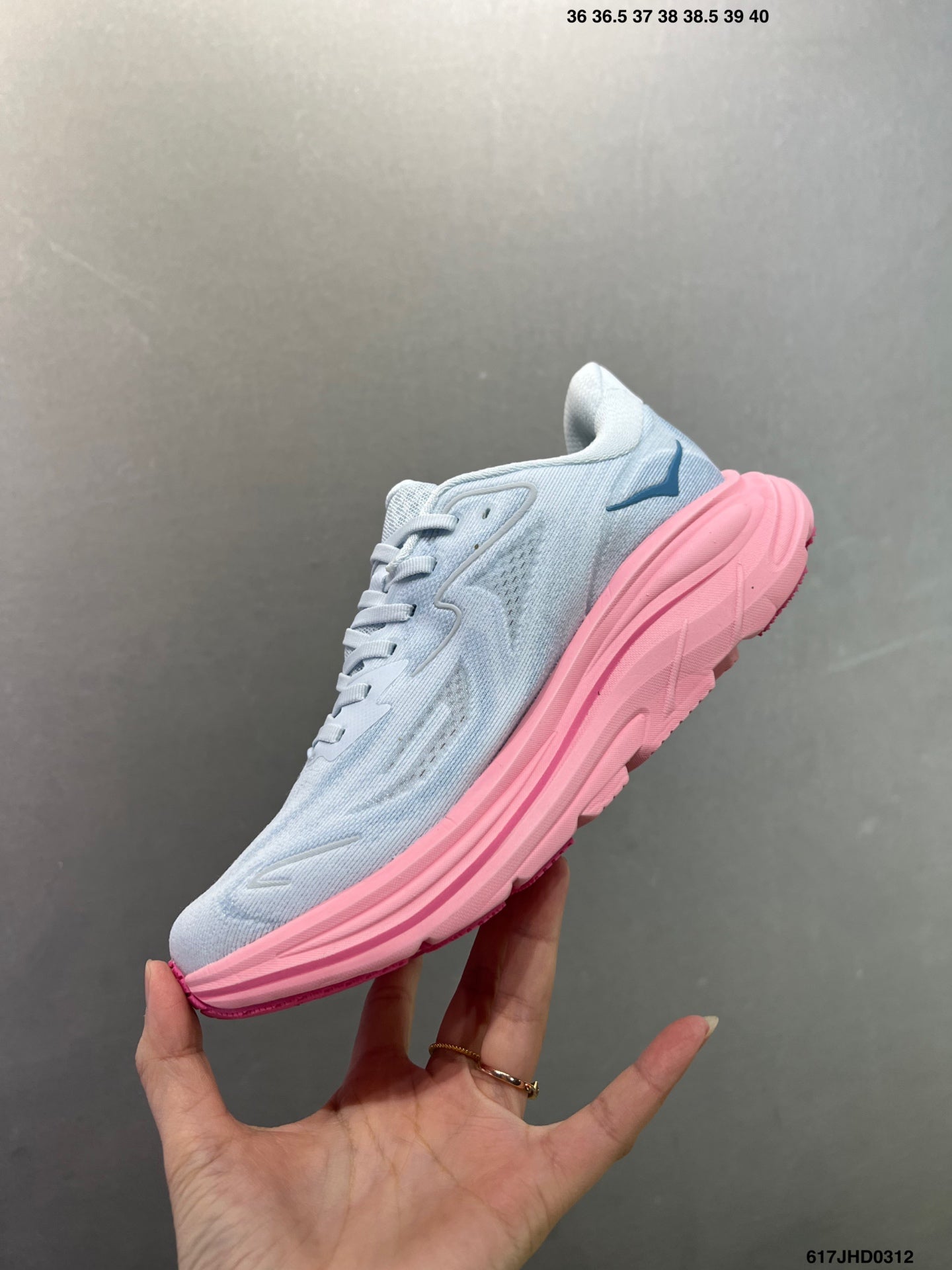 HOKA M CLIFTON 10