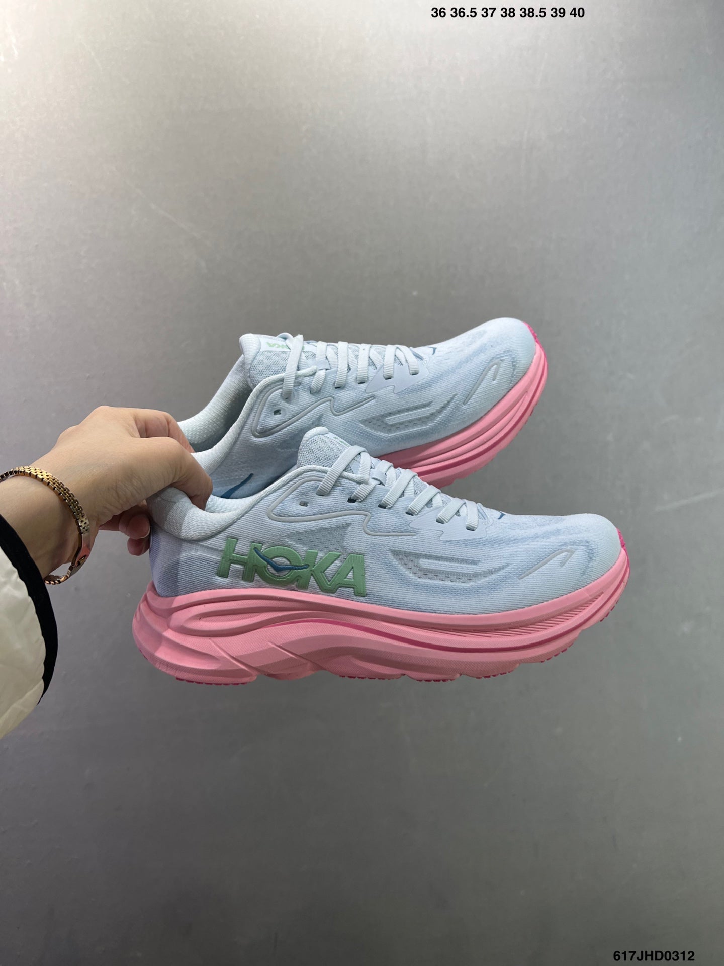 HOKA M CLIFTON 10