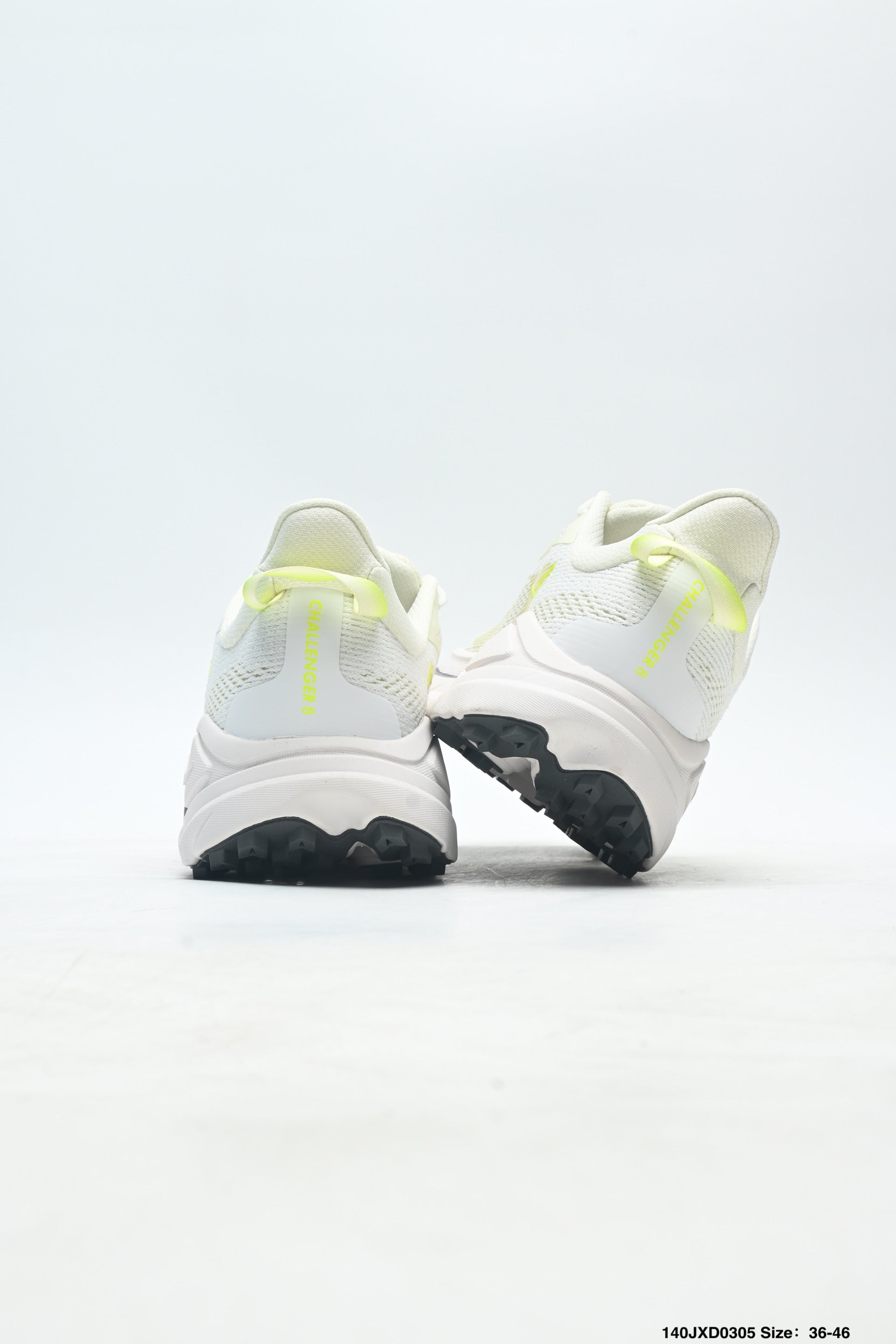 HOKA W CHALLENGER 8