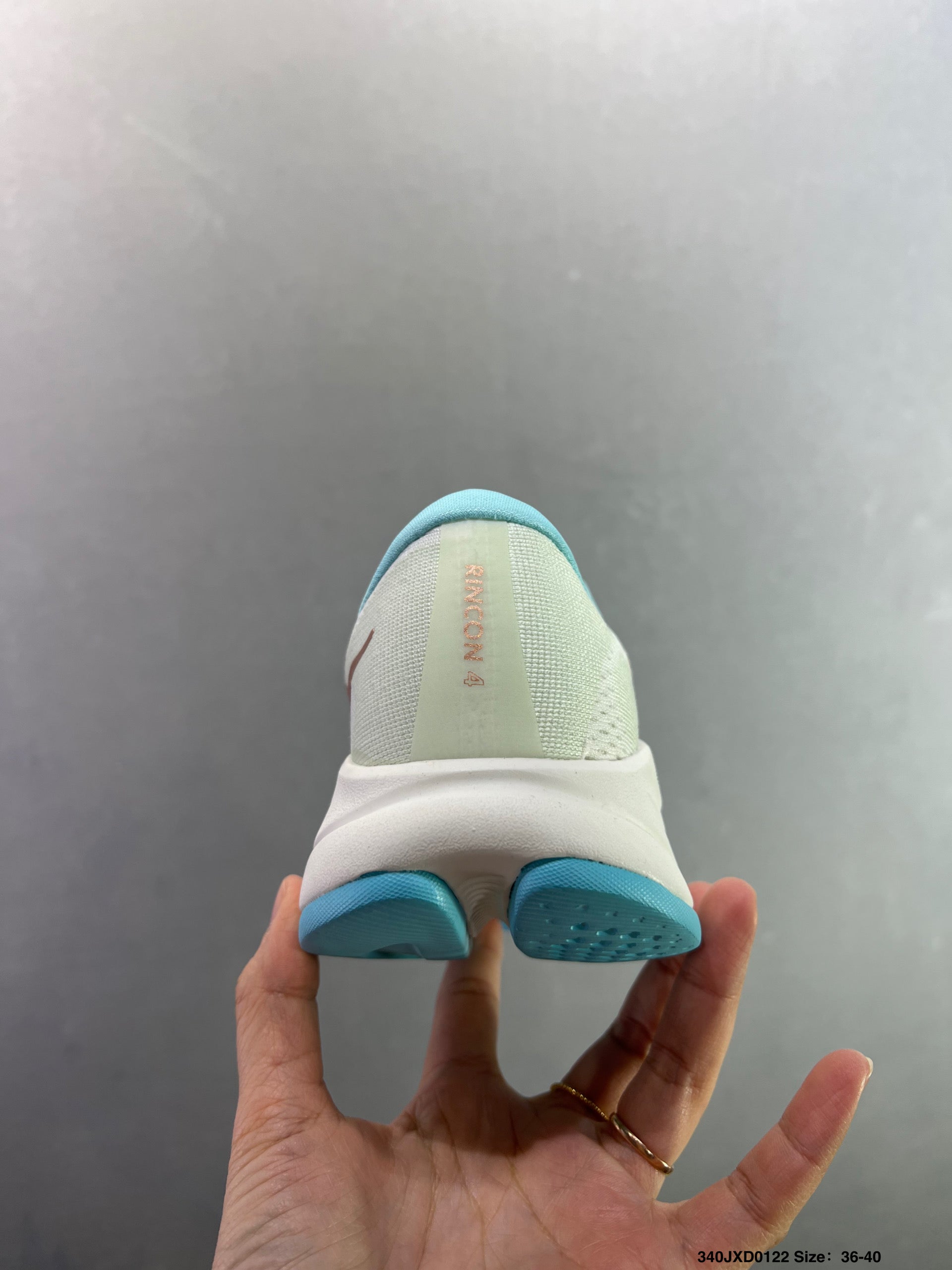 HOKA ONE ONE RINCON 4