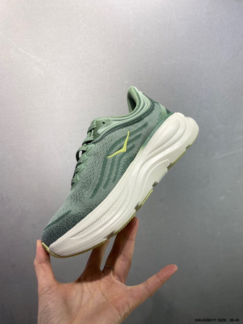 HOKA ONE ONE Bondi 9