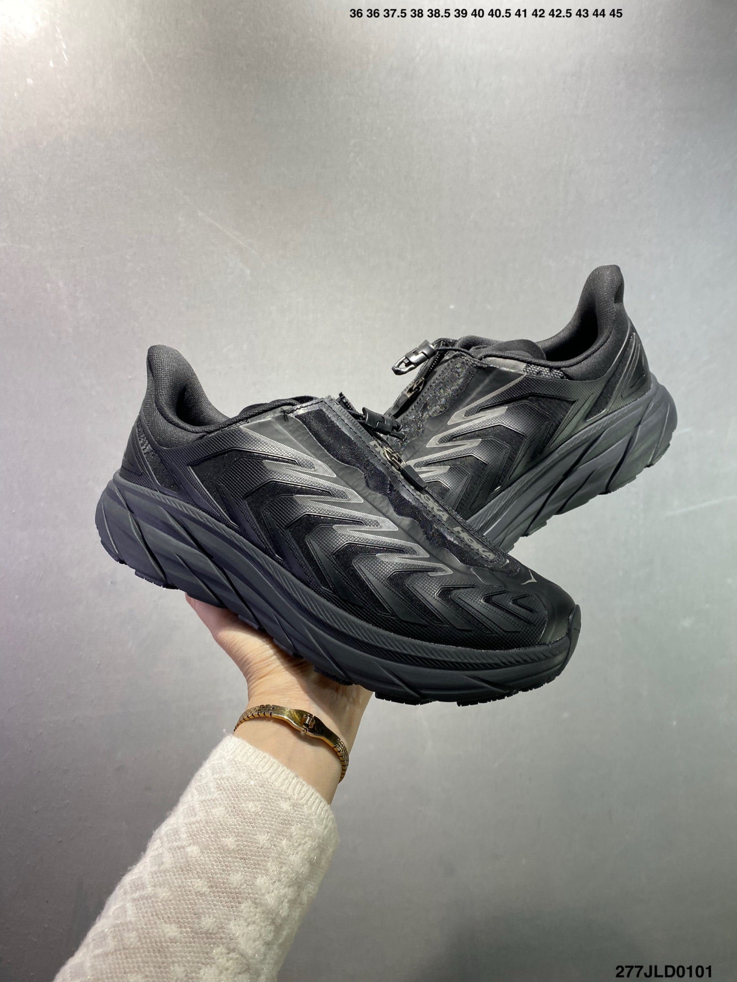 HOKA ONE ONE PROJECT TRANSPORT