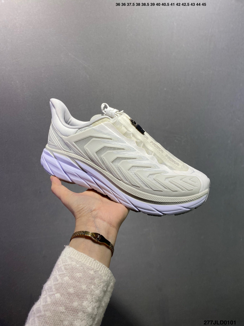 HOKA ONE ONE PROJECT TRANSPORT