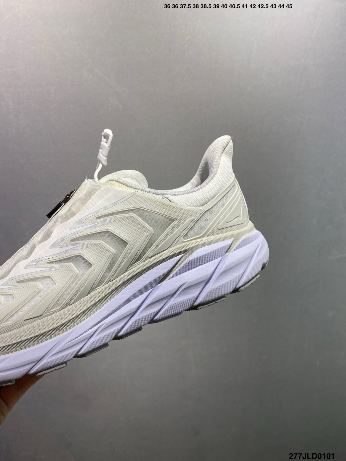 HOKA ONE ONE PROJECT TRANSPORT
