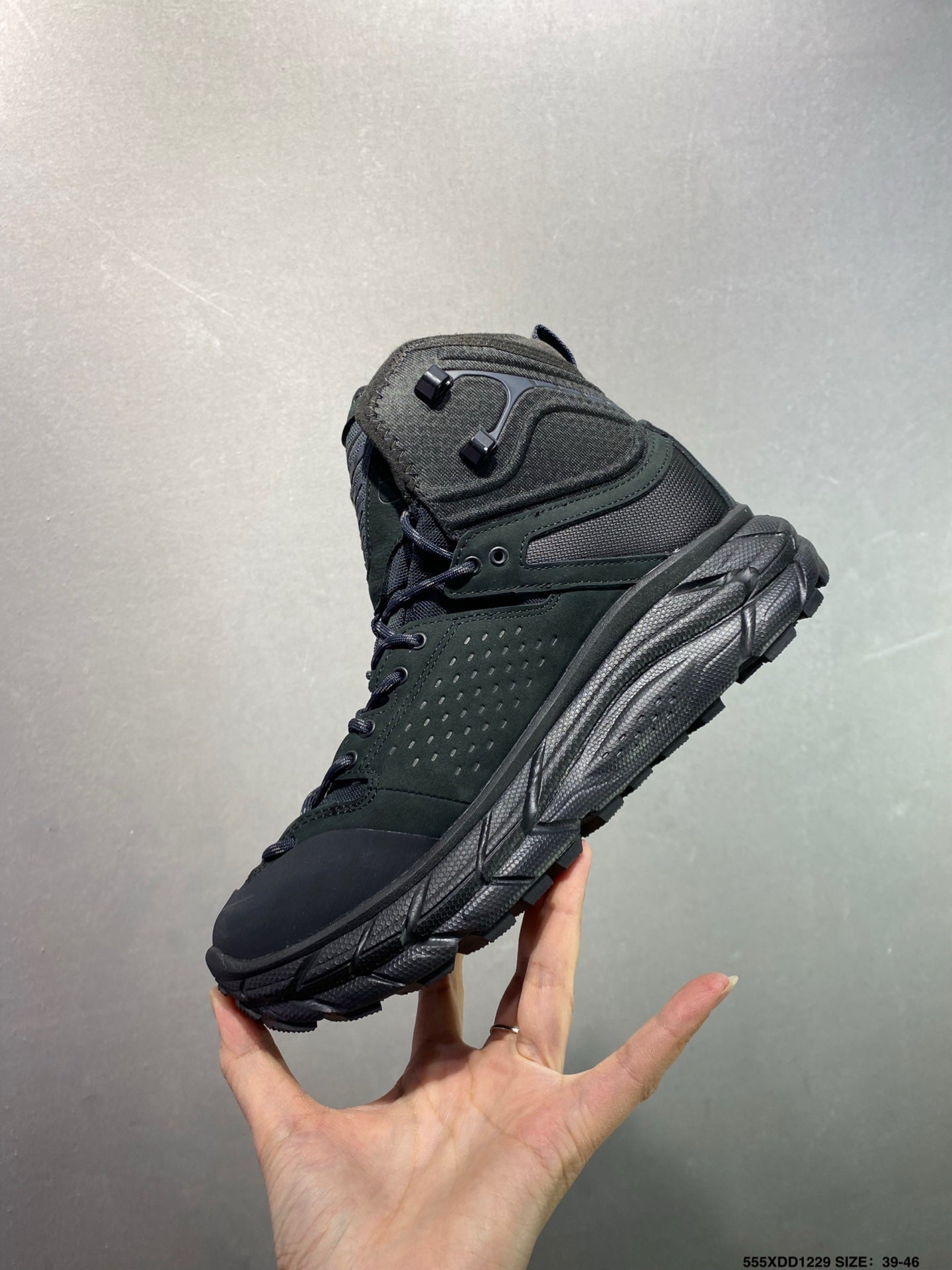 Hoka One One Tor Uitra High