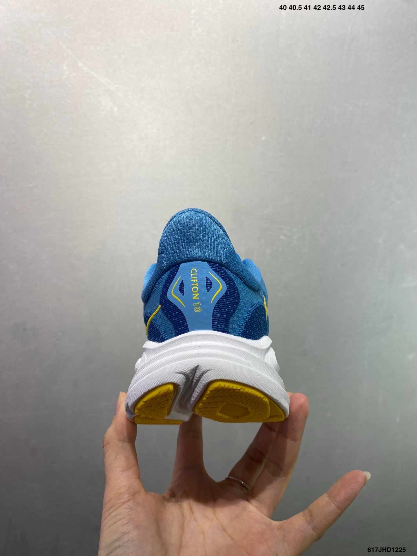 HOKA M CLIFTON 10