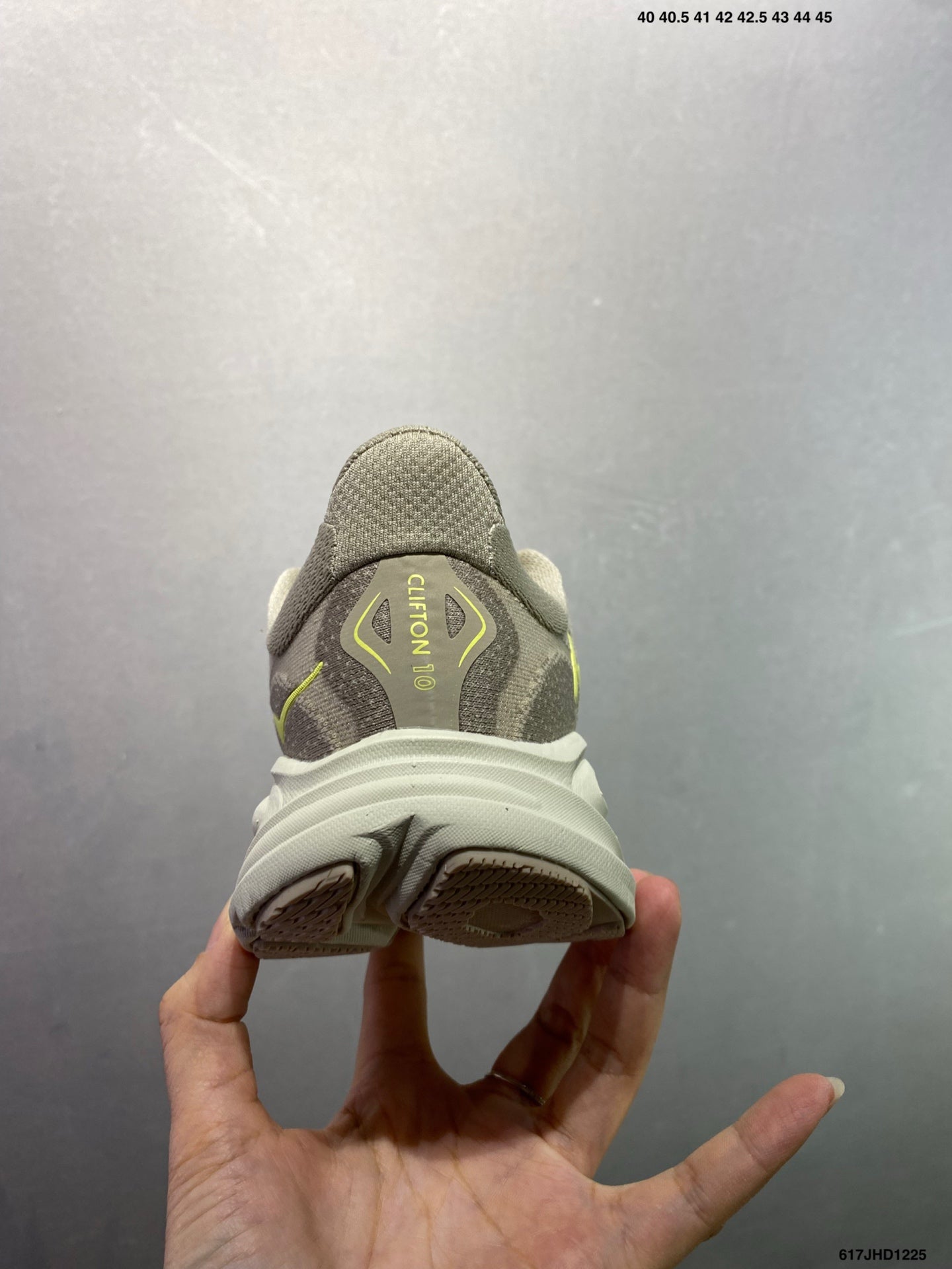 HOKA M CLIFTON 10