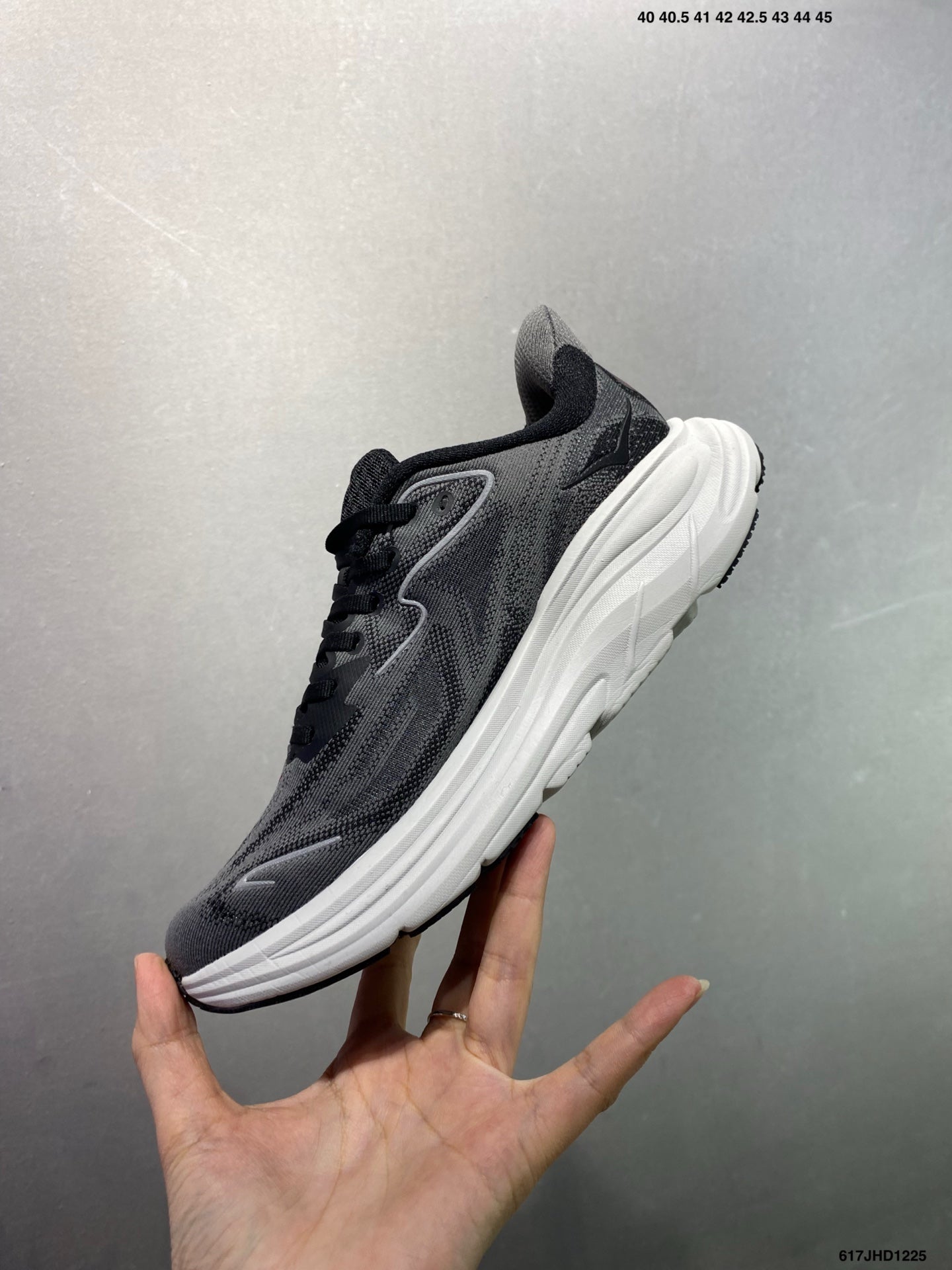 HOKA M CLIFTON 10