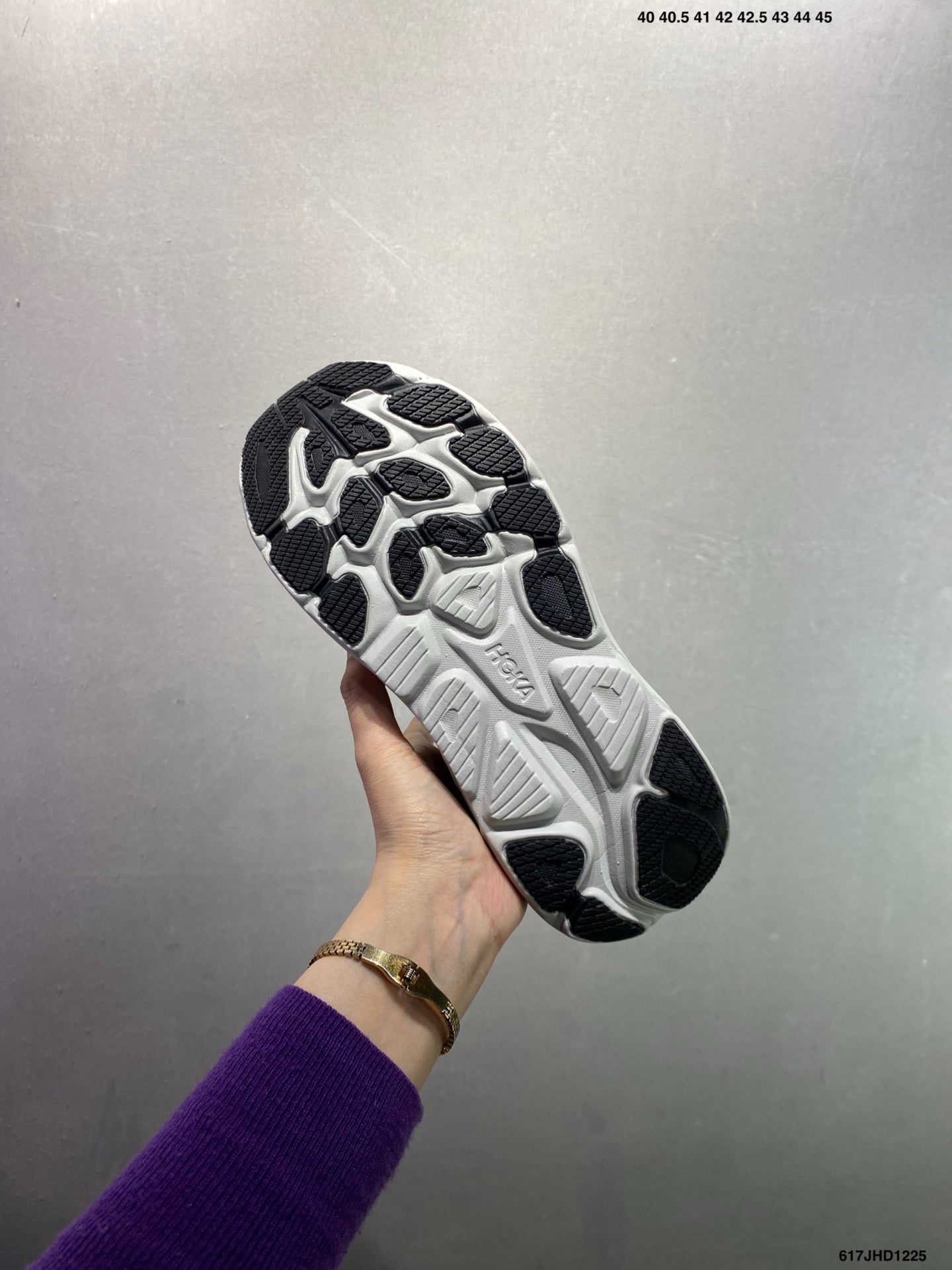 HOKA M CLIFTON 10