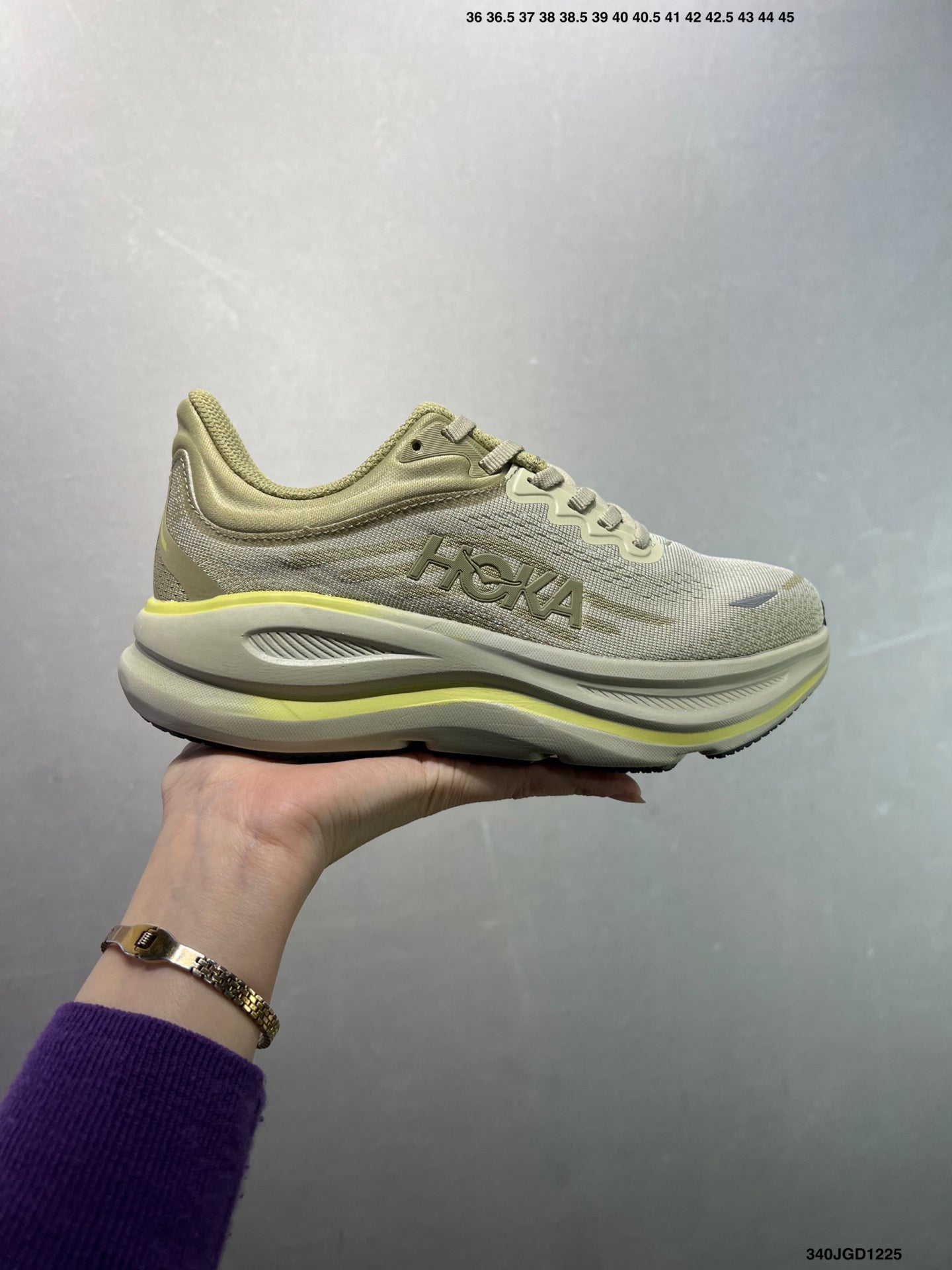 HOKA M CLIFTON 10