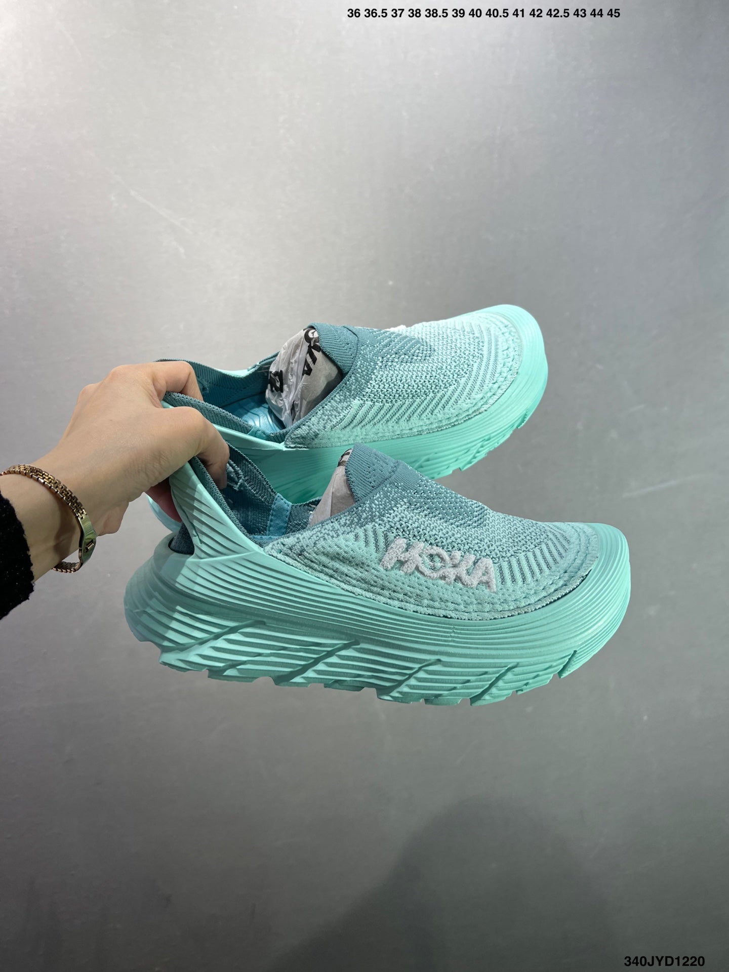 HOKA ONE ONE Restore TS