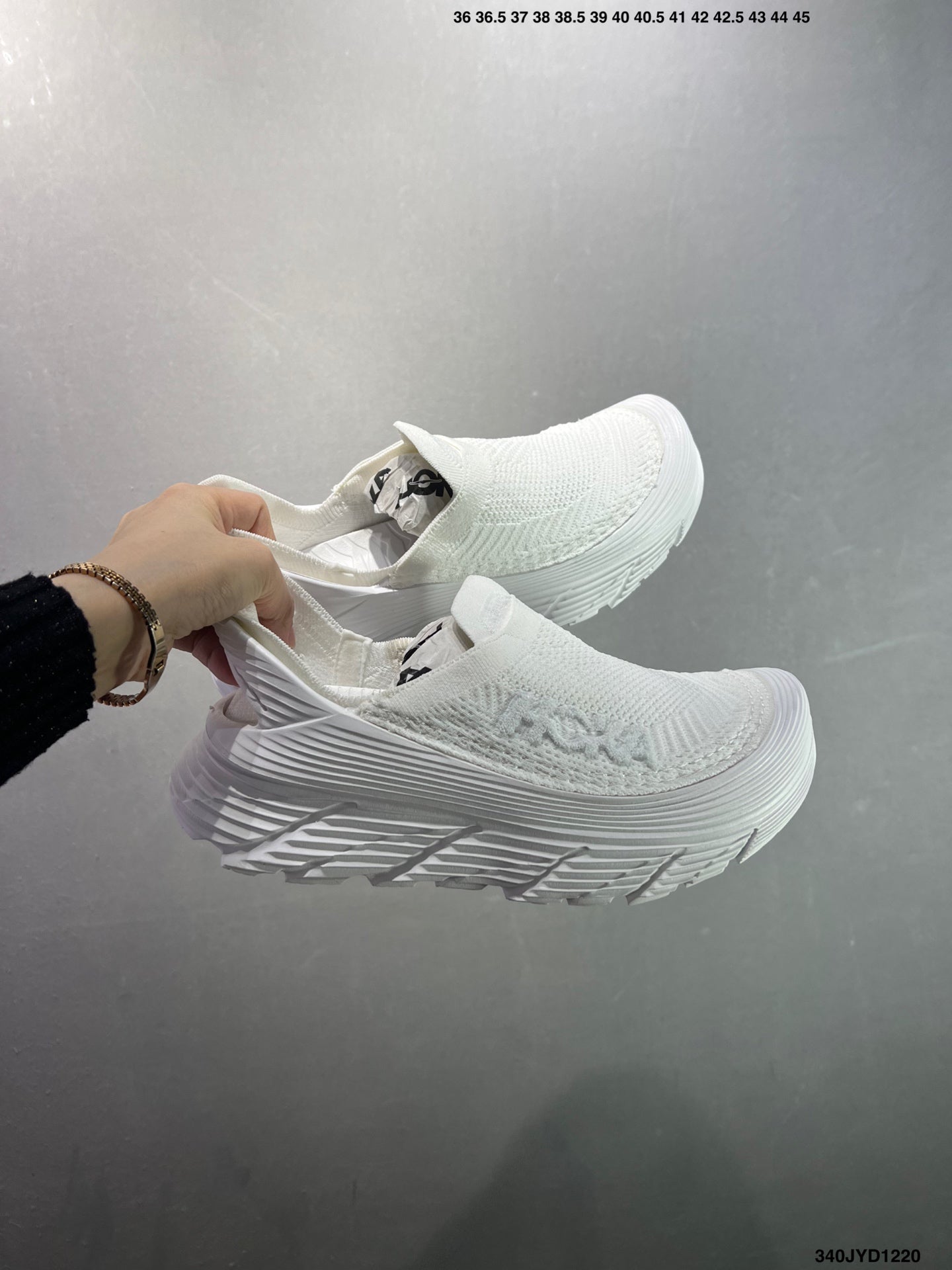 HOKA ONE ONE Restore TS