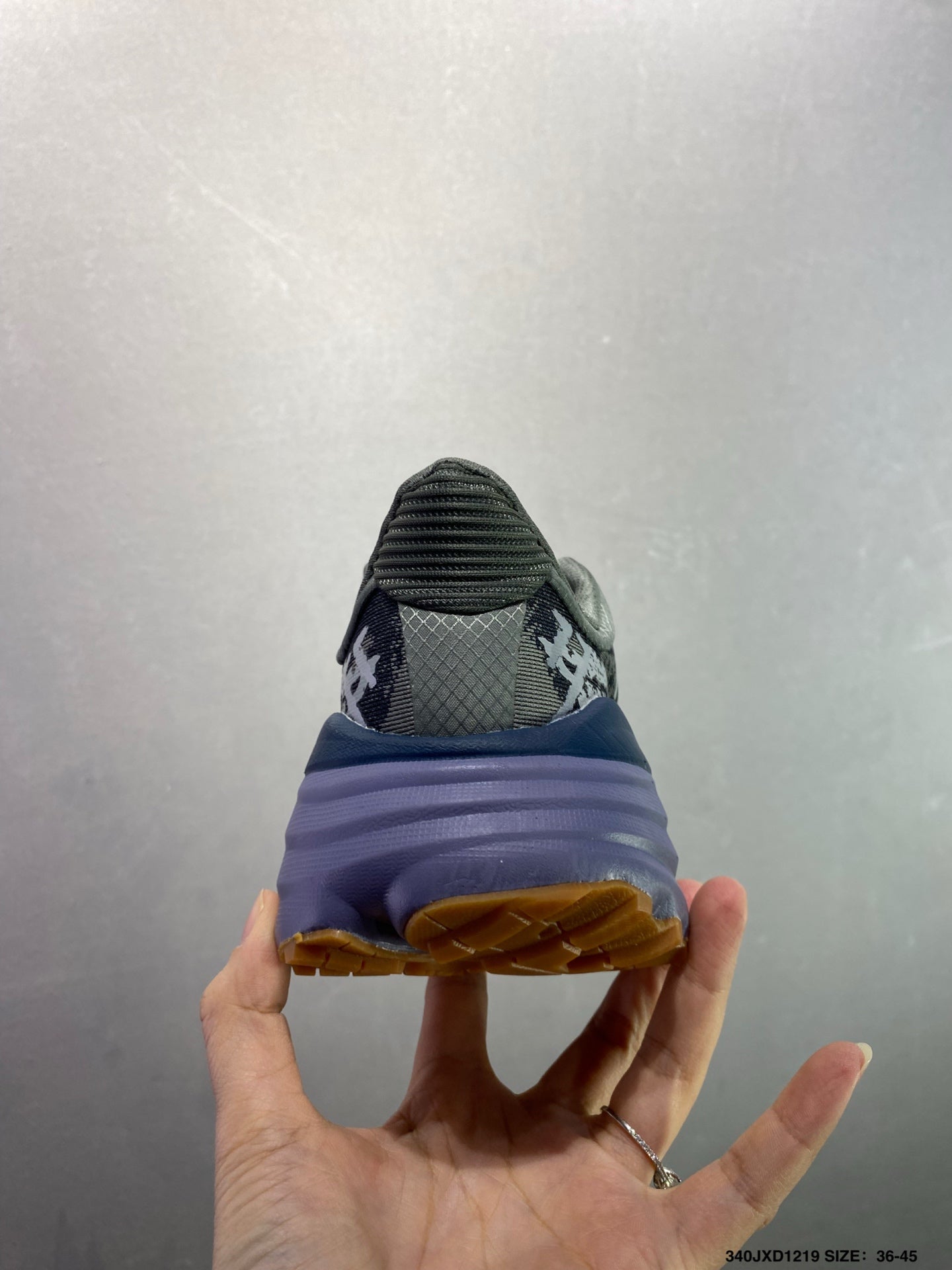 HOKA M Stinson 7