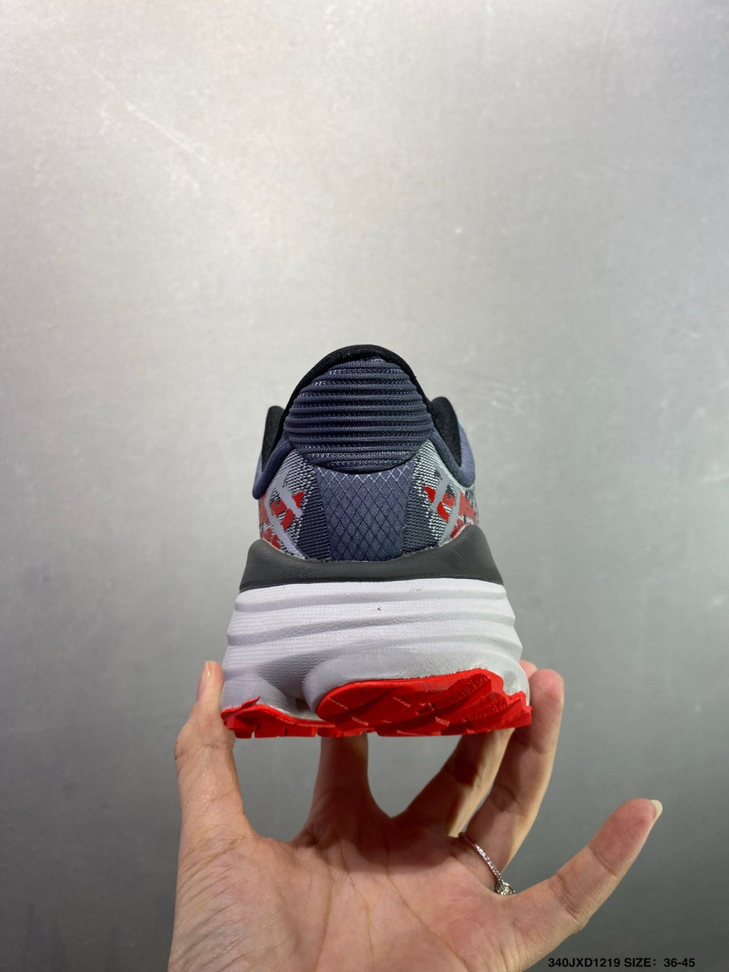 HOKA M Stinson 7