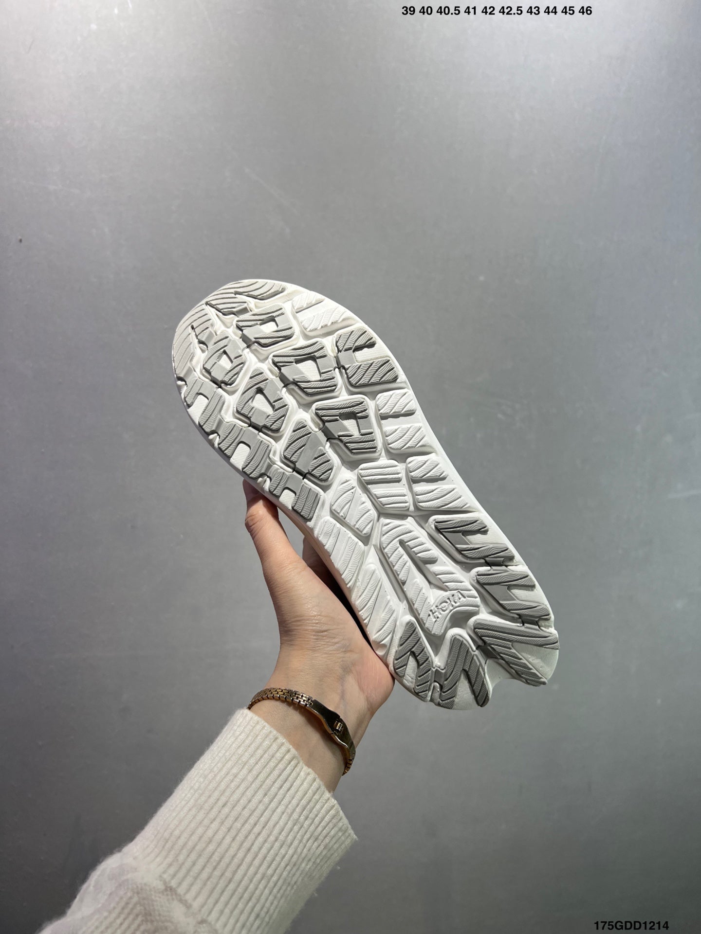HOKA M KAWANA MID
