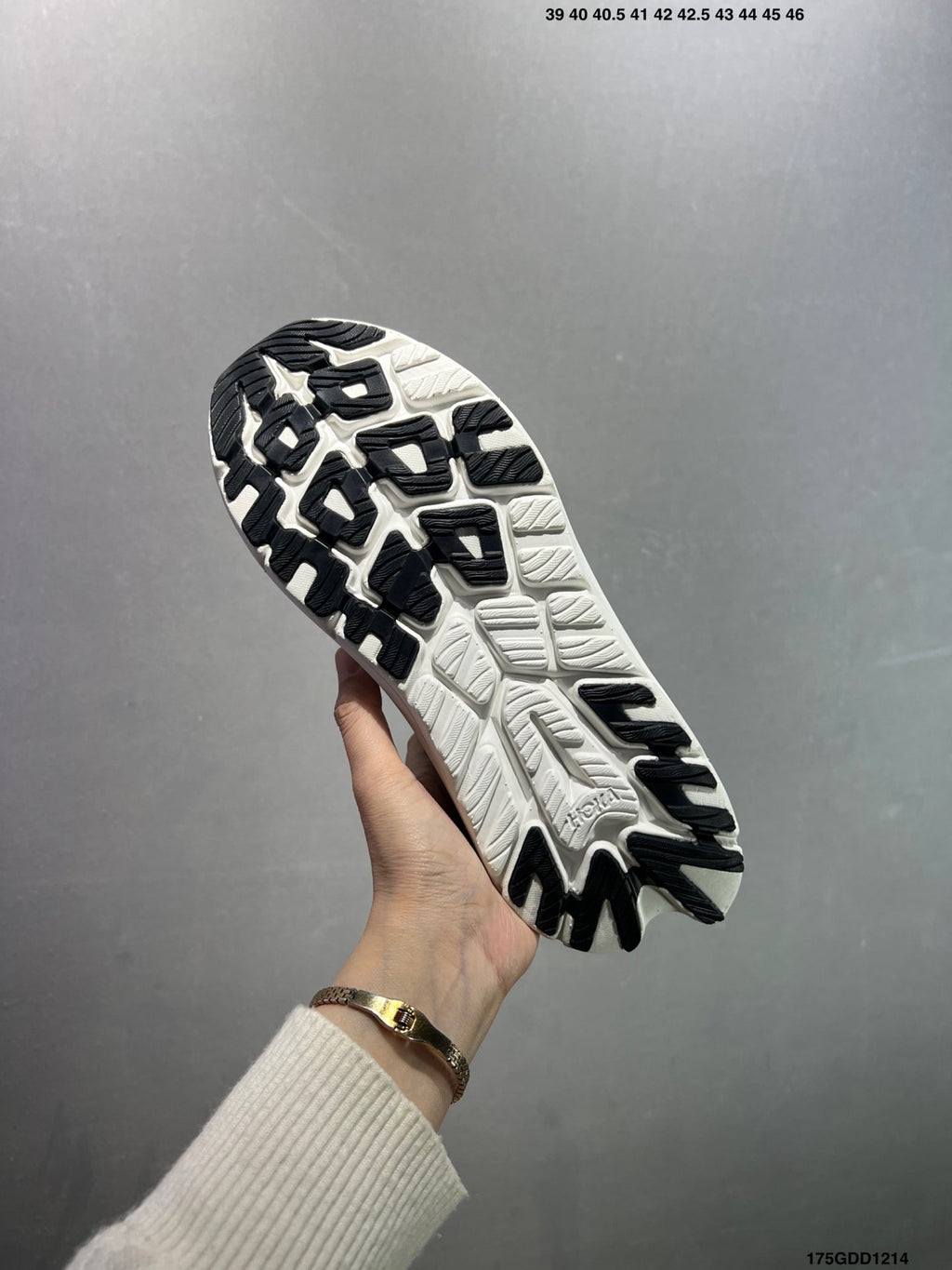 HOKA M KAWANA MID