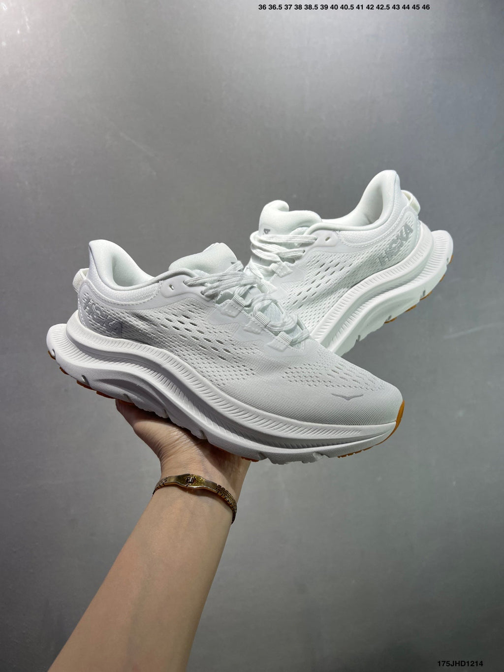HOKA ONE ONE Kawana 2