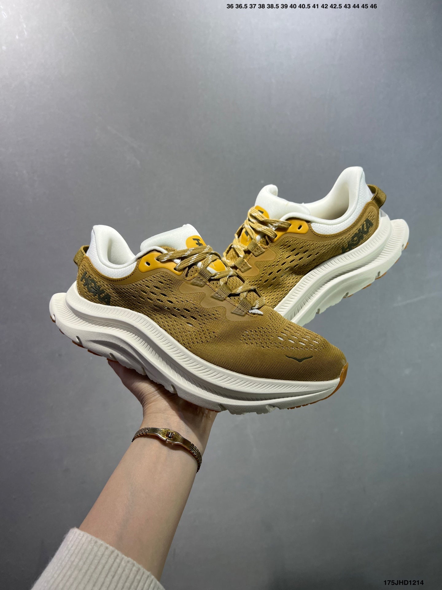 HOKA ONE ONE Kawana 2