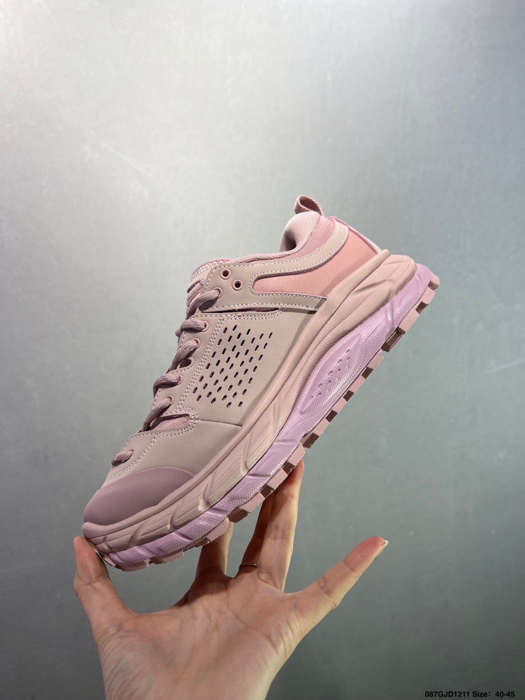 HOKA ONE ONE TOR ULTRA LO