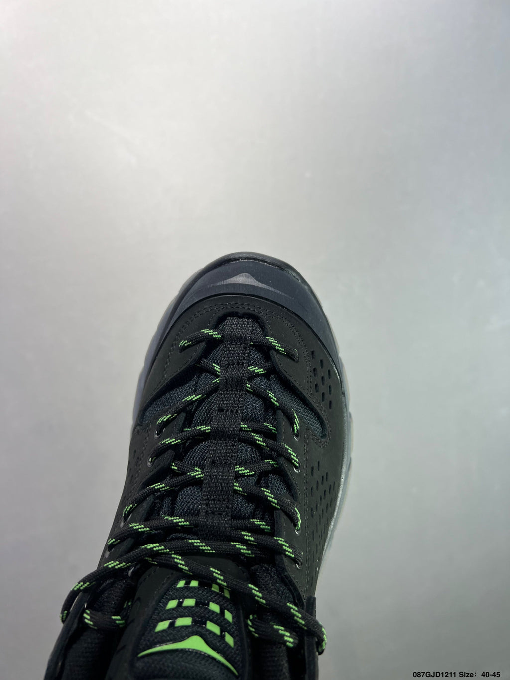 HOKA ONE ONE TOR ULTRA LO