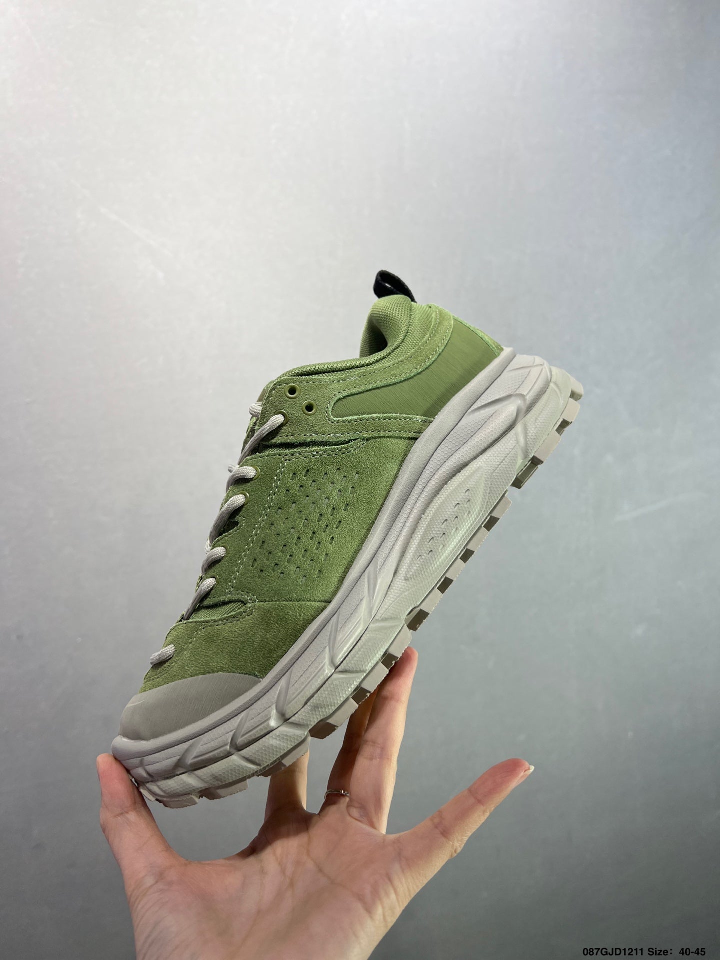 HOKA ONE ONE TOR ULTRA LO