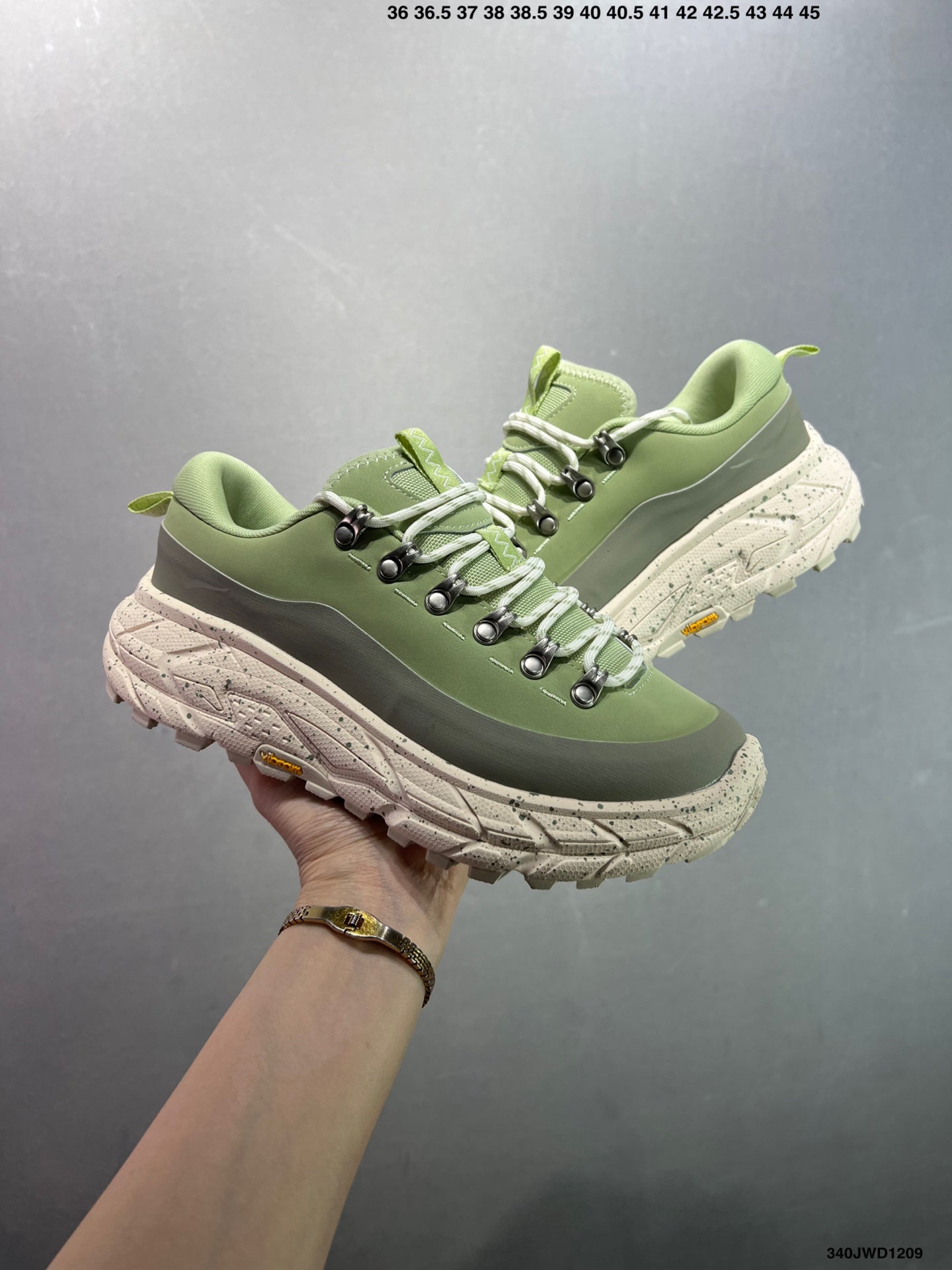 HOKA ONE ONE Tor Summit