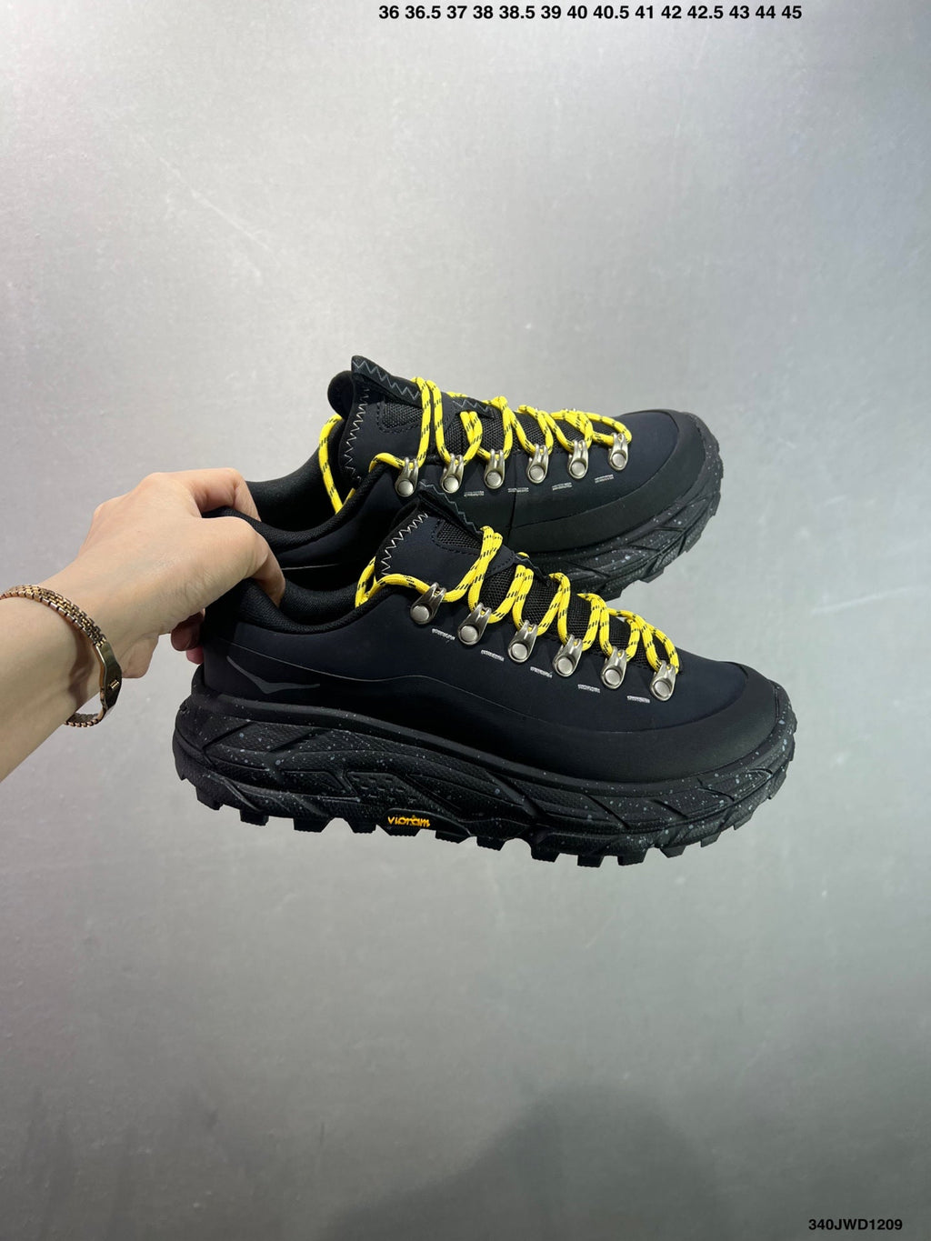 HOKA ONE ONE Tor Summit