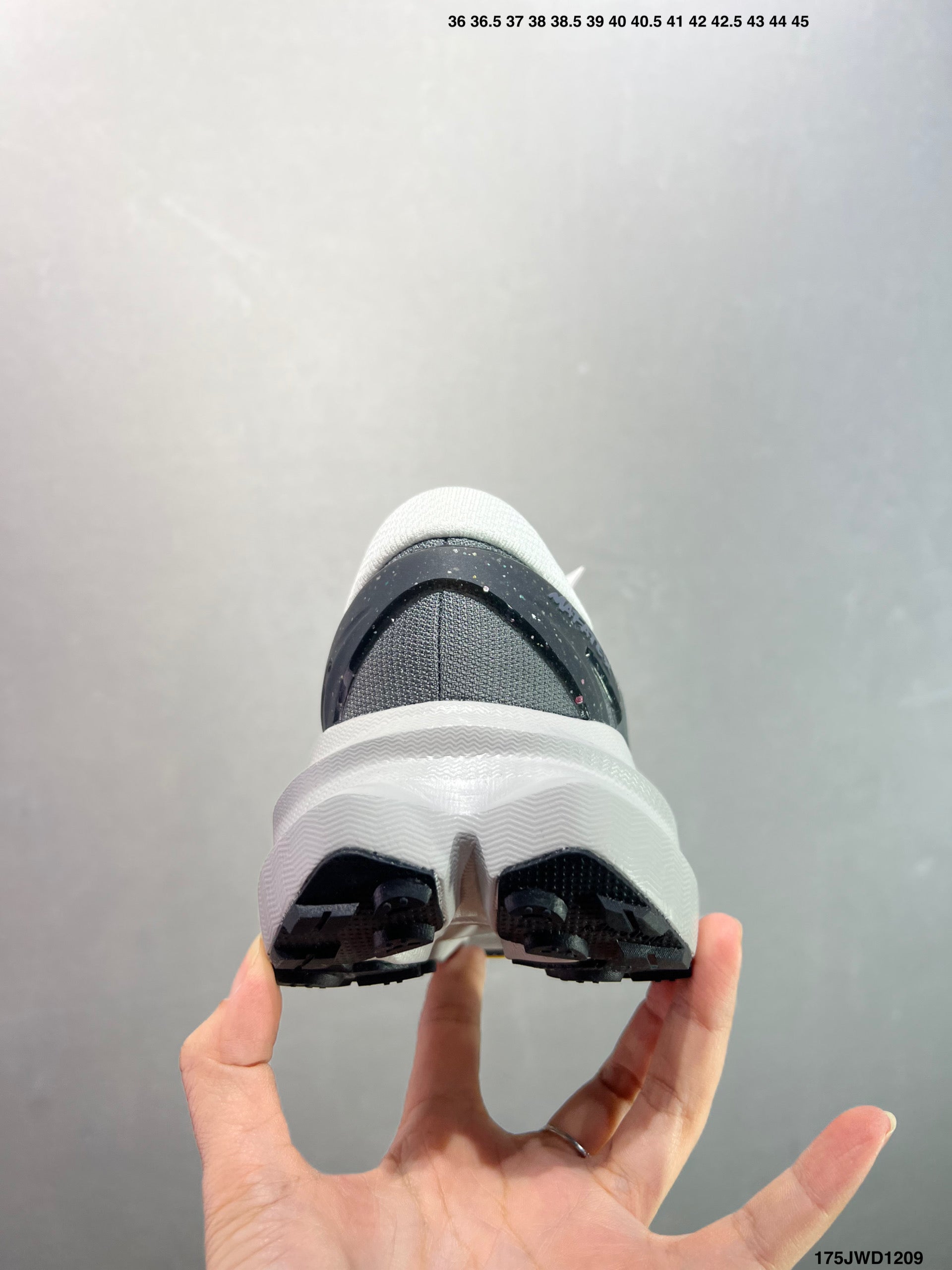 HOKA ONE ONE M MAFATE X